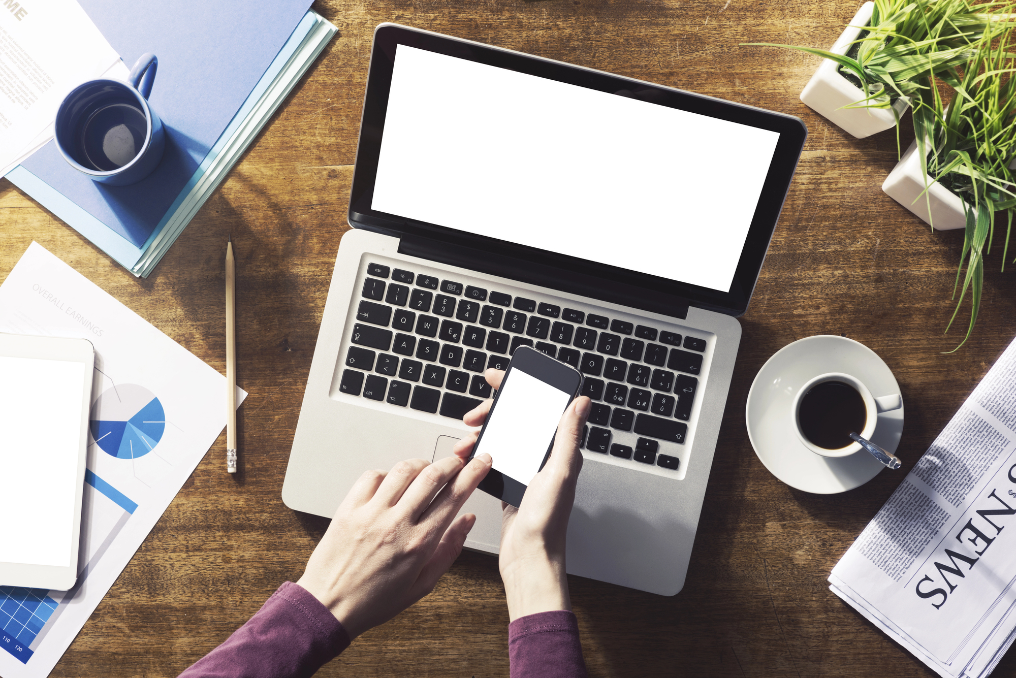 Mobile vs. Desktop Trends 2025 / Credit: Depositphotos